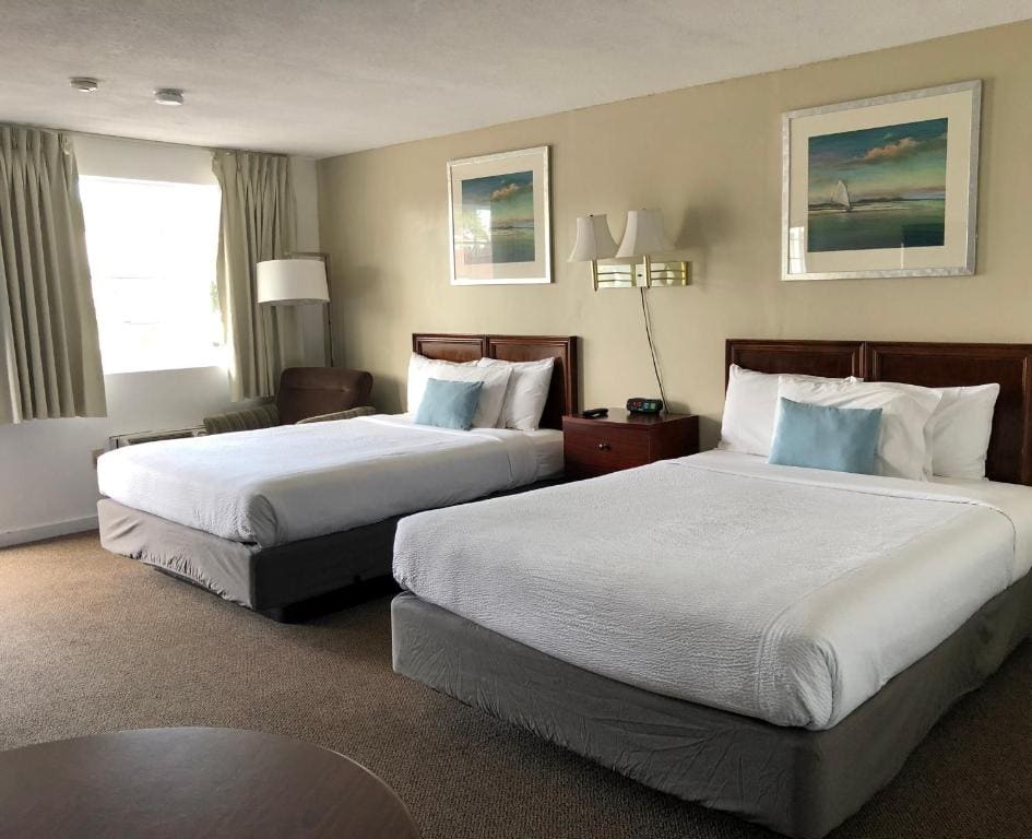 Queen Room with Two Queen Beds room - Image 1