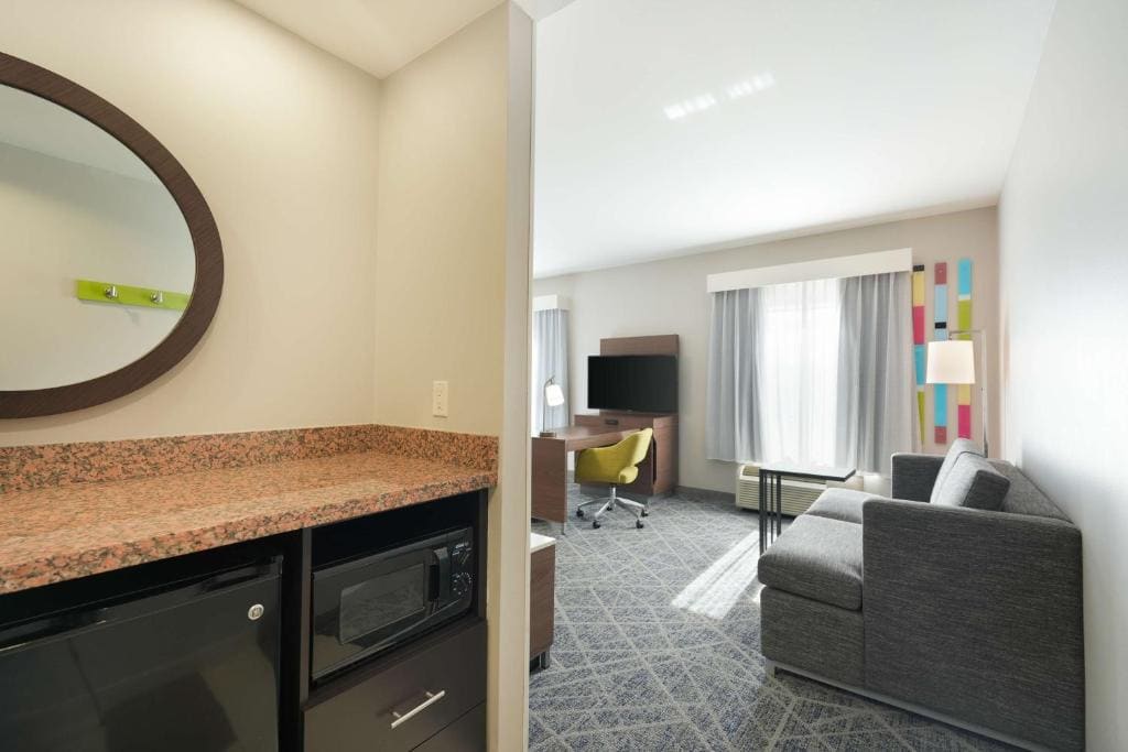 King Studio Suite - Non-Smoking room - Image 1
