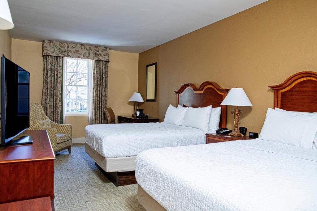 Room with Two Queen Beds - Non-Smoking room - Image 1