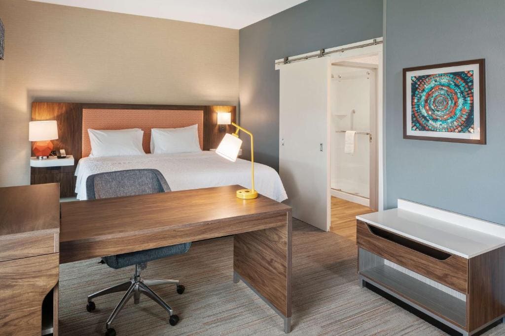 King Studio Suite - Non Smoking room - Image 2