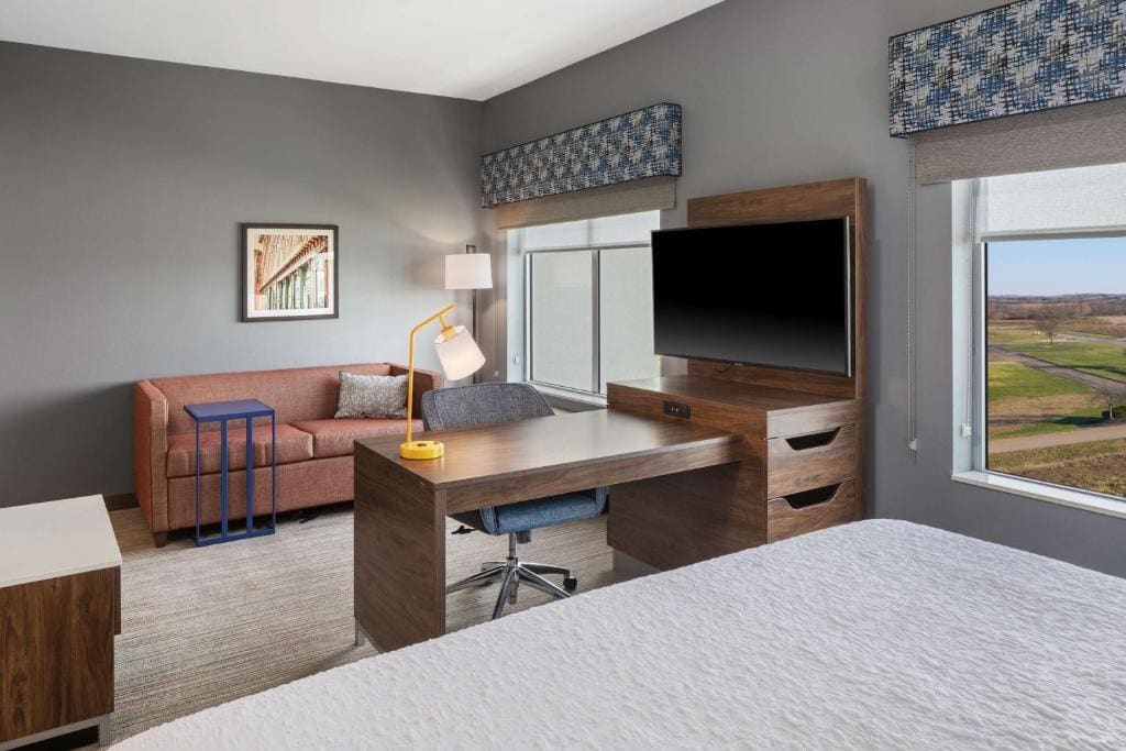 King Studio Suite - Non Smoking room - Image 3