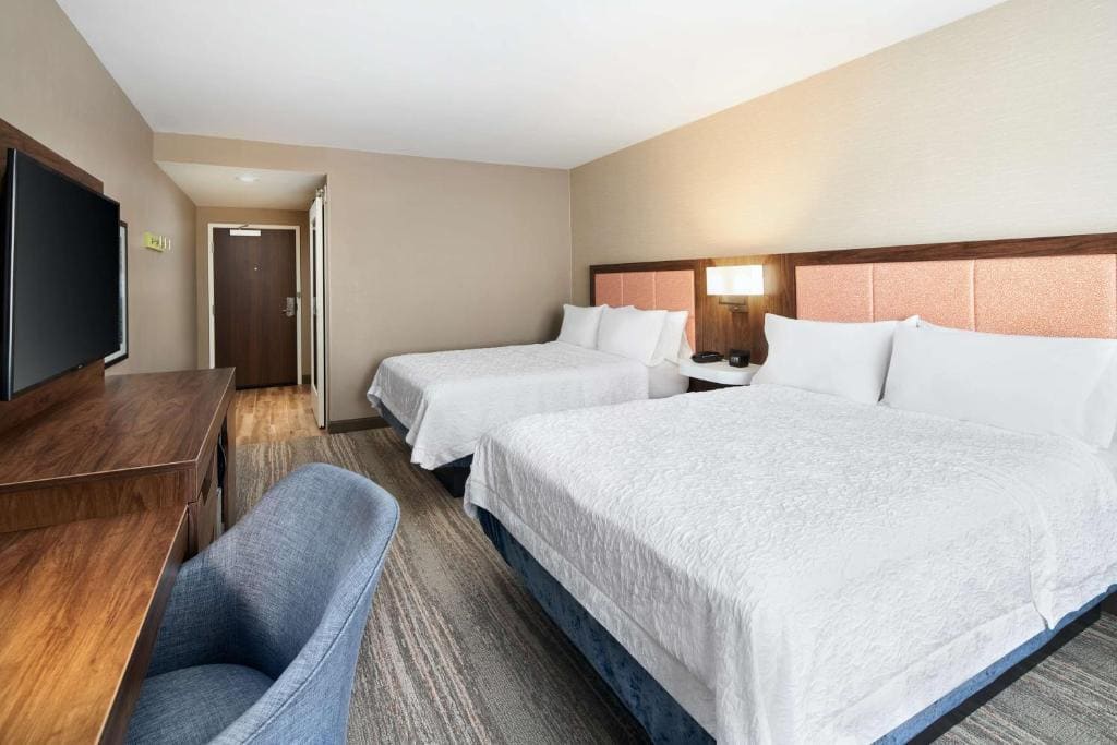 Standard Queen Room with Two Queen Beds room - Image 1