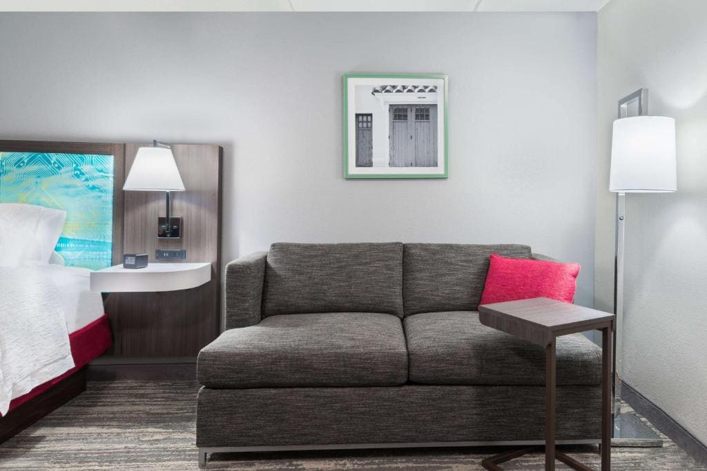 King Room with Sofa Bed and Study - Non-Smoking room - Image 1