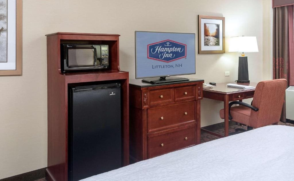 King Room - Mobility Access/Non-Smoking room - Image 1