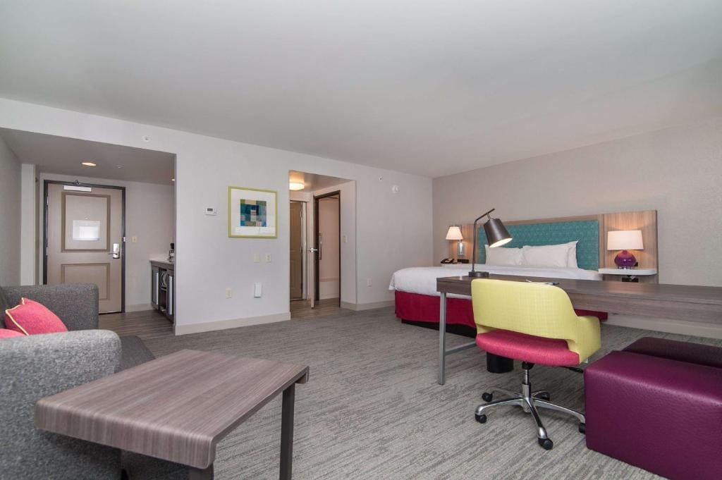 King Studio Suite - Non Smoking room - Image 1