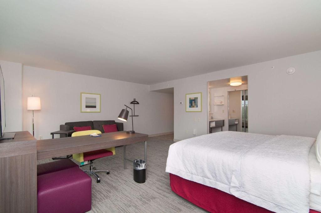 King Studio Suite - Non Smoking room - Image 2