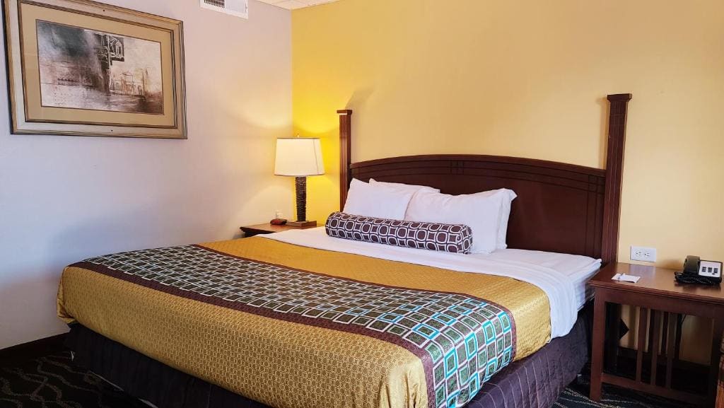 Standard King Room room - Image 3