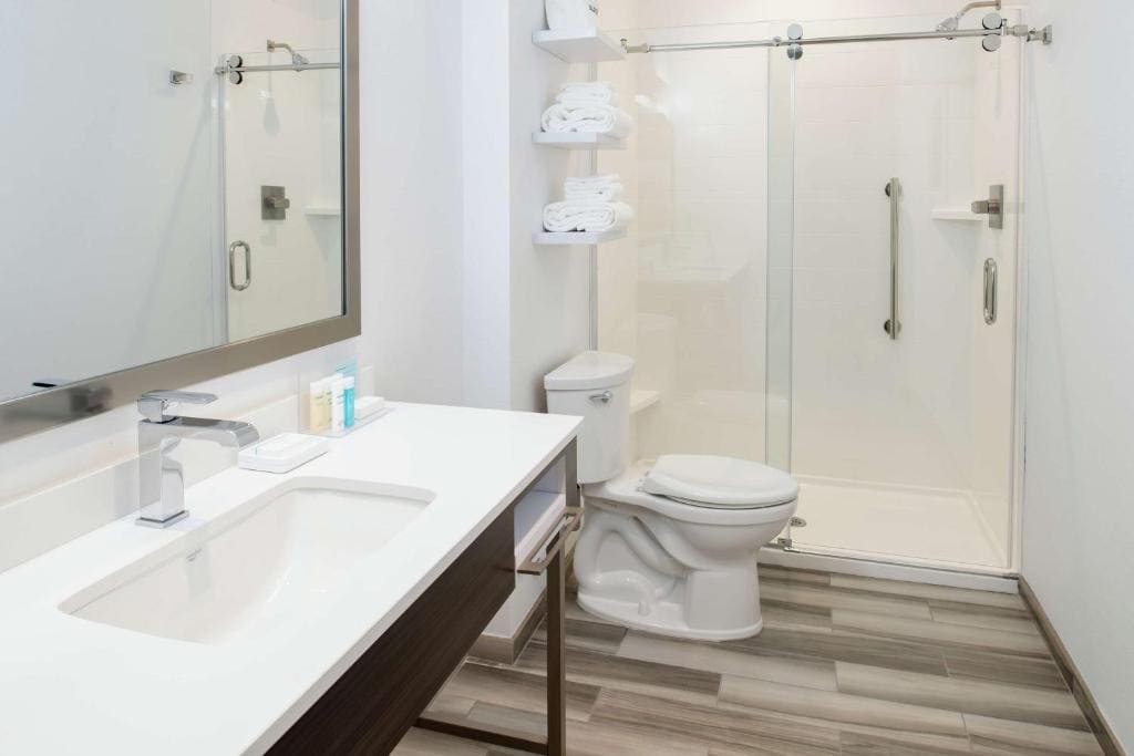 King Studio Suite - Non Smoking room - Image 2