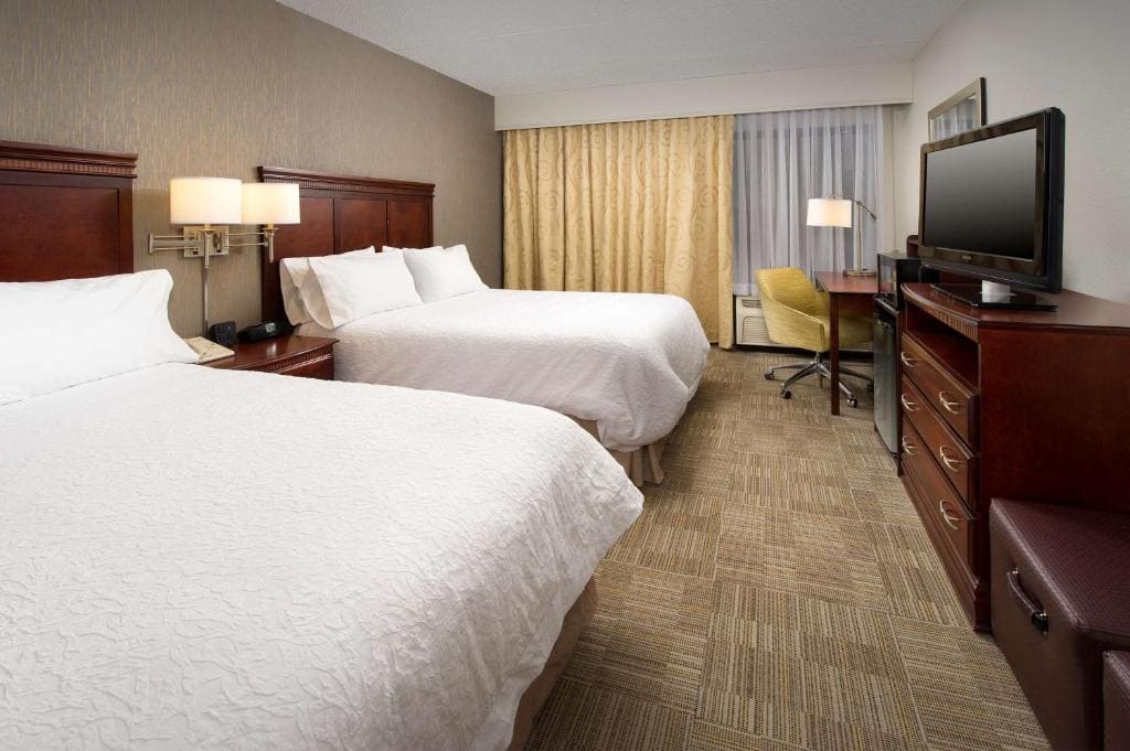 Queen Room with Two Queen Beds (4 Adults) room - Image 1