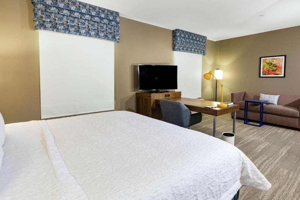 King Studio Suite - Non Smoking room - Image 1