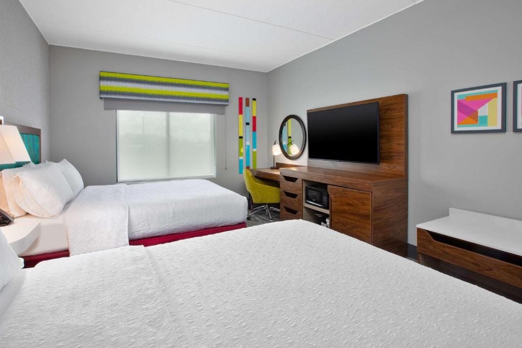 Queen Room with Two Queen Beds room - Image 1
