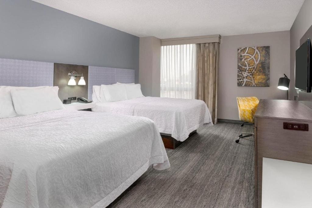 Queen Room with Two Queen Beds and Shower - Non-Smoking room - Image 1