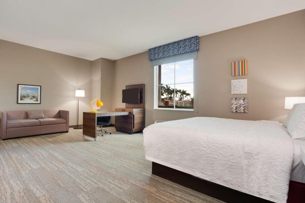 King Studio Suite - Non-Smoking room - Image 1