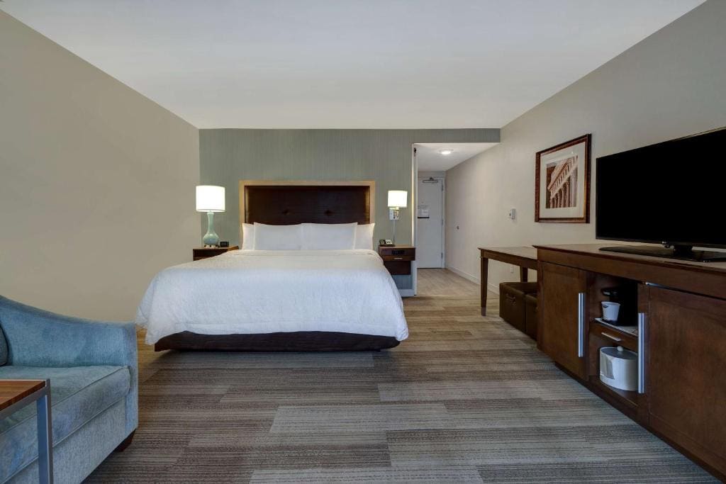 King Room with Sofa Bed room - Image 1