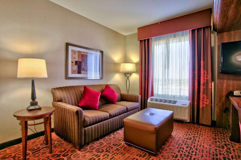 King Studio Suite - Non Smoking room - Image 2