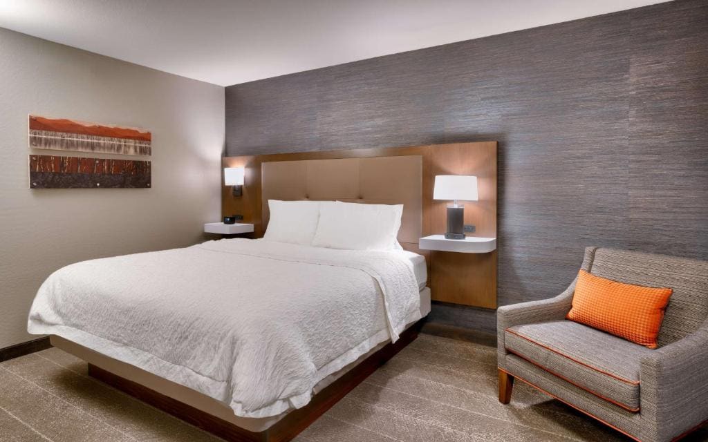 King Room with Balcony - Non-Smoking room - Image 1