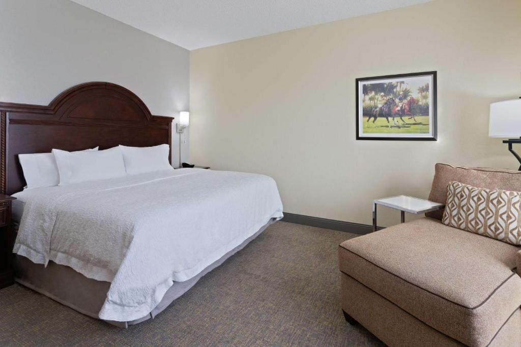 King Room - Non-Smoking room - Image 2