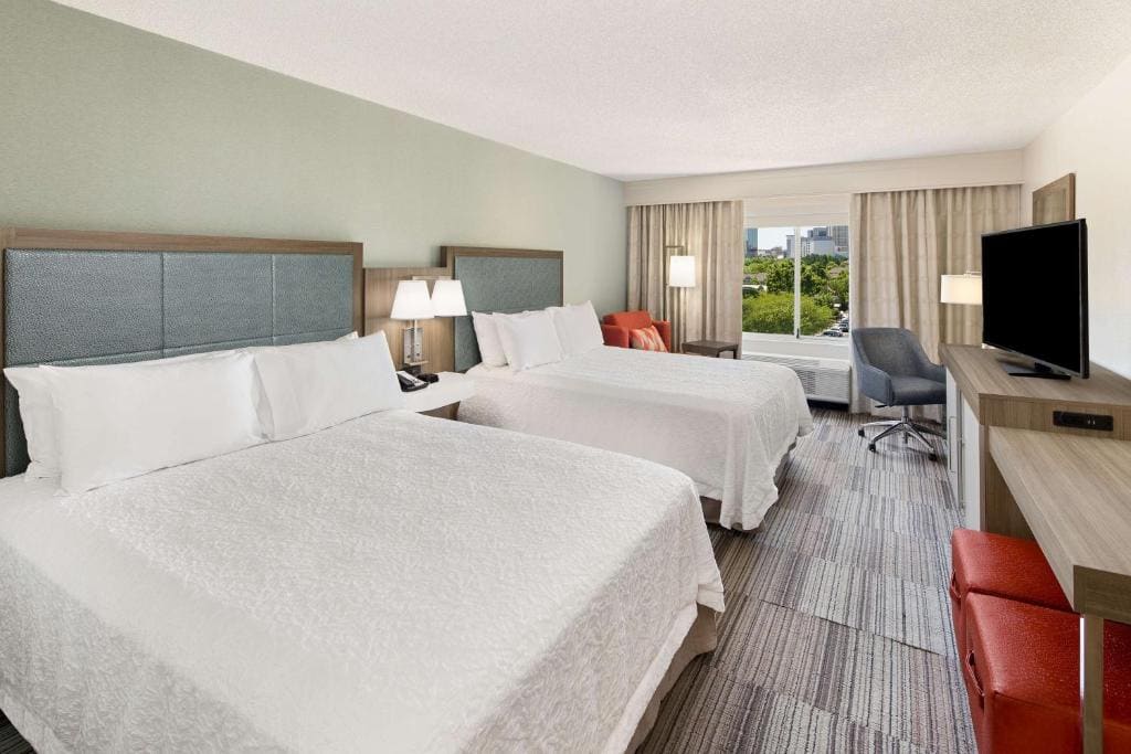 Room with Two Queen Beds - Non-Smoking room - Image 1