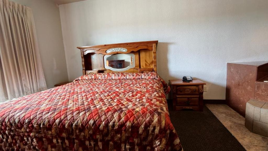 King Suite room - Image 1