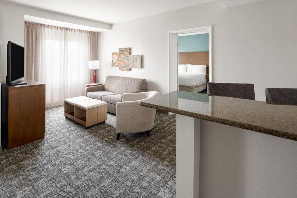 One-Bedroom King Suite room - Image 1