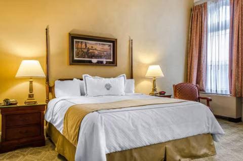 King Suite room - Image 3