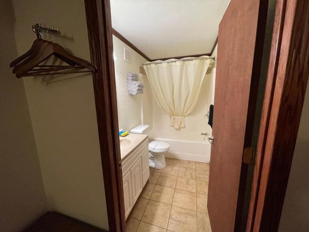 Deluxe Double or Twin Room room - Image 3