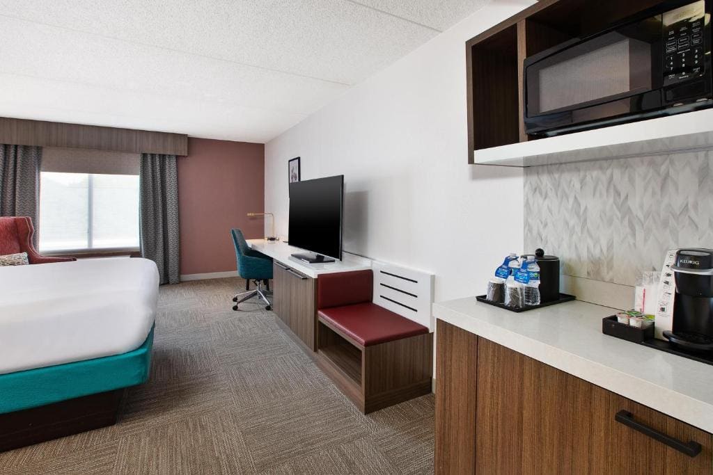 King Room - Non-Smoking room - Image 2