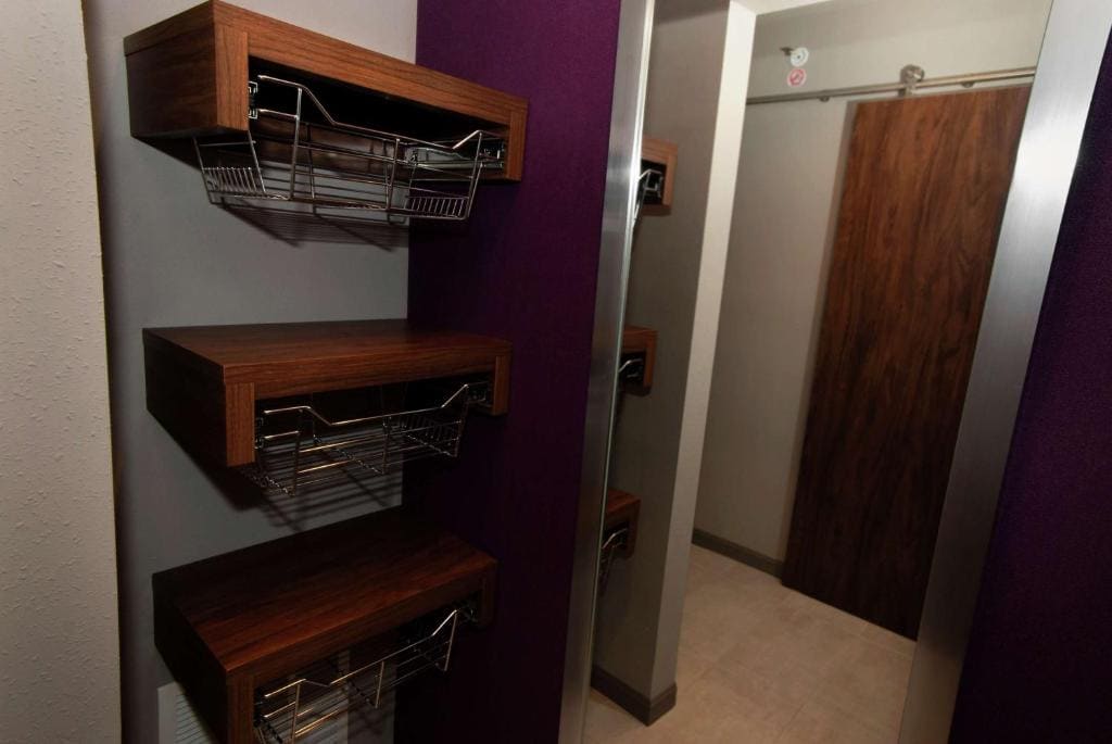 Queen Room with Two Queen Beds - Hearing Access room - Image 1