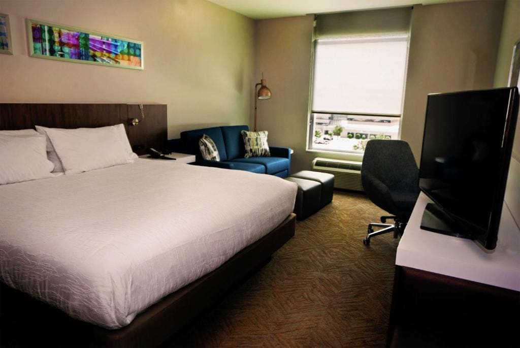 King Room with Sofa Bed room - Image 2