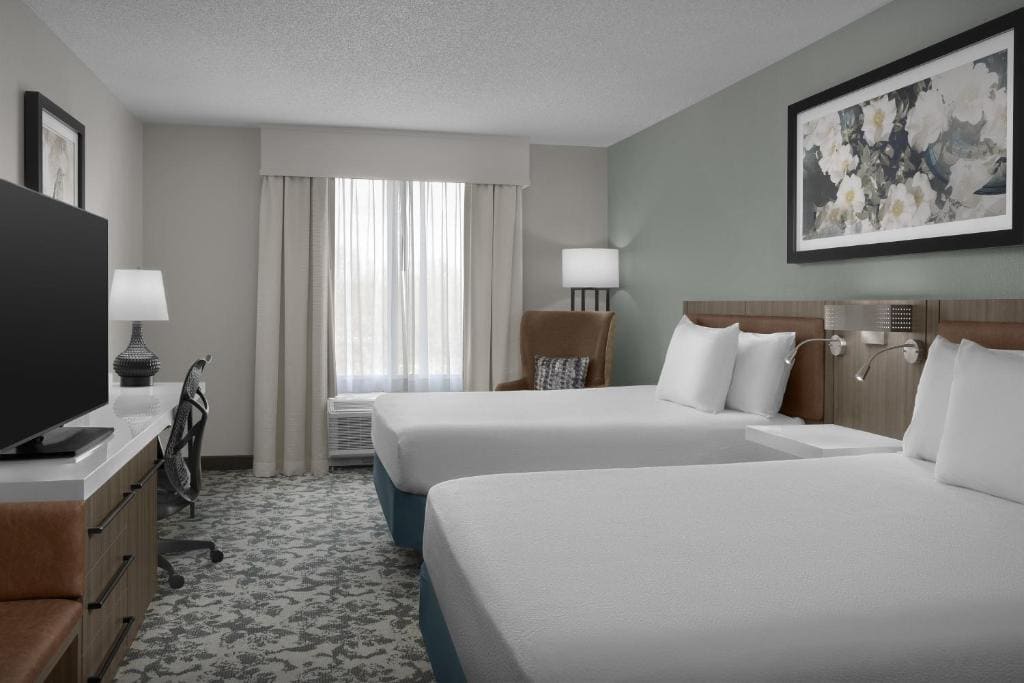 Queen Room with Two Queen Beds room - Image 1
