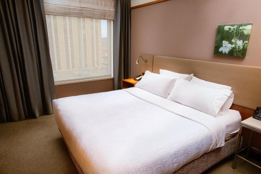 Junior King Suite with Seating Area room - Image 2