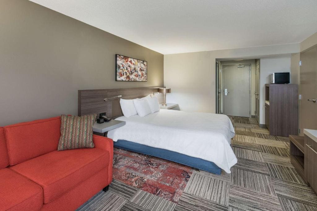 King Room with Sofa Bed - Non-Smoking room - Image 2