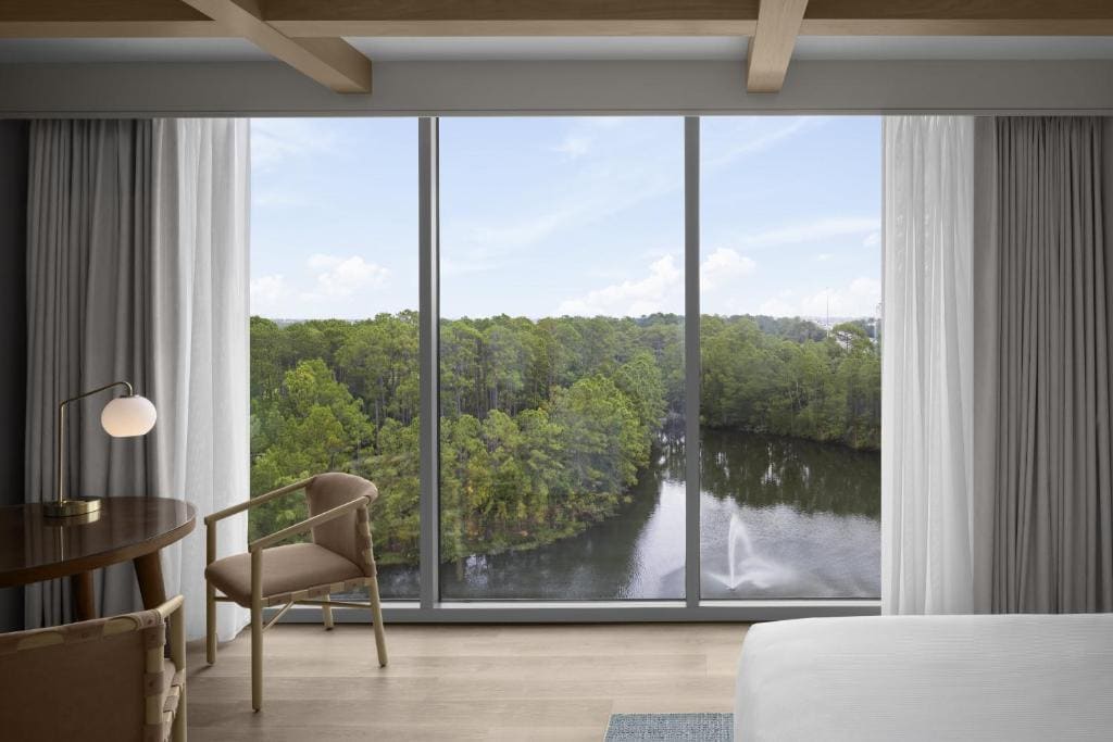 Deluxe King Room with Sofa and Water View room - Image 1