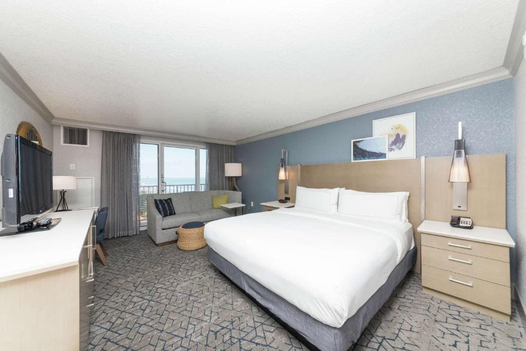 King Room with Ocean View - Non-Smoking room - Image 1