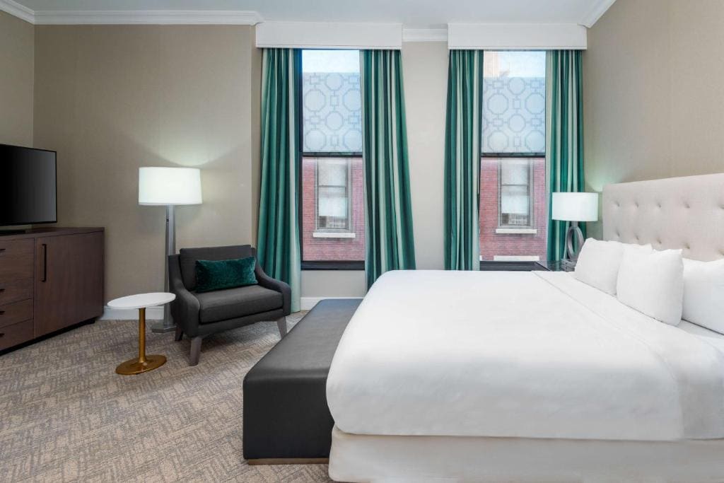 King Room room - Image 1