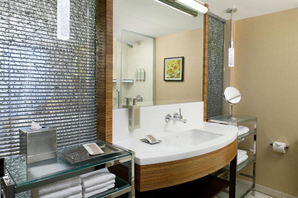 King Room with City View room - Image 3