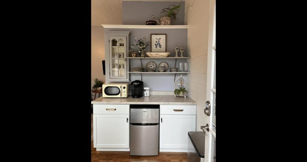 Queen Suite room - Image 1
