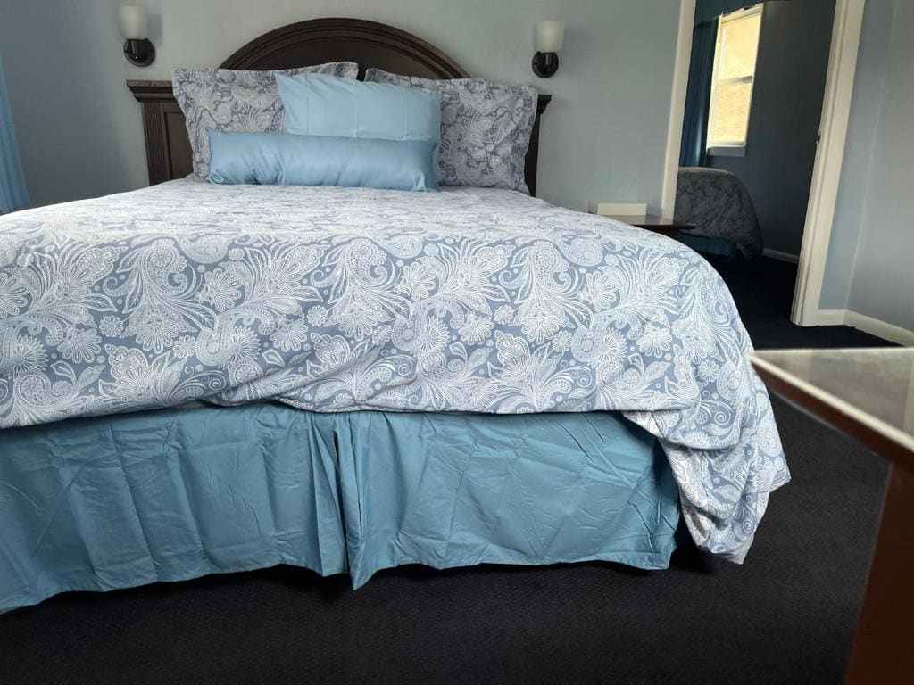 Classic Quadruple Room room - Image 3
