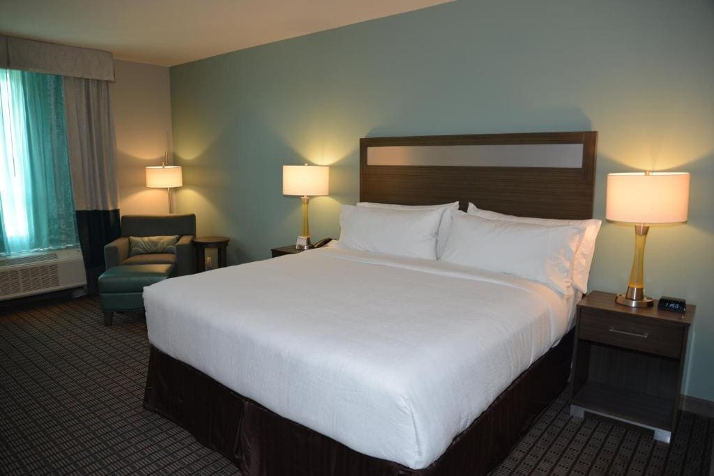 Standard King Room room - Image 2