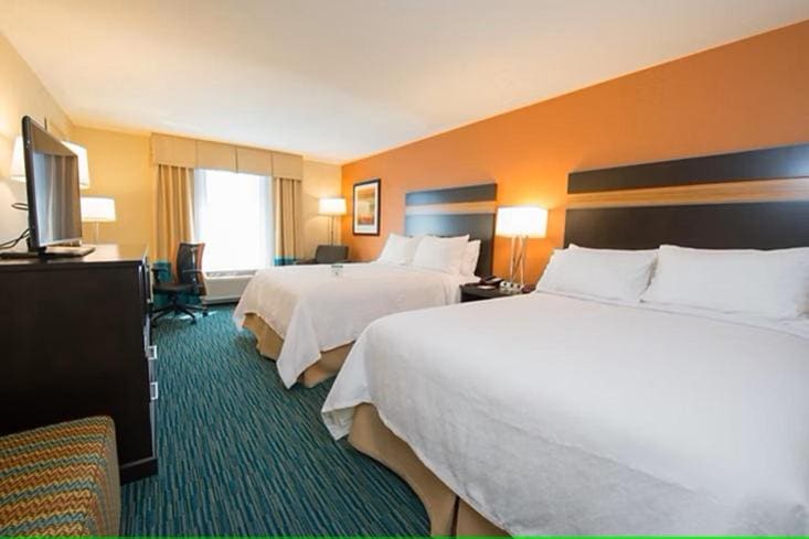 Standard Room with Two Queen Beds room - Image 1