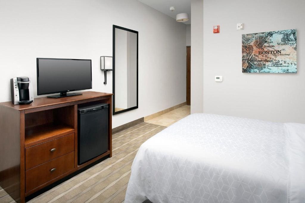 Double Room - Disability Access Tub room - Image 1