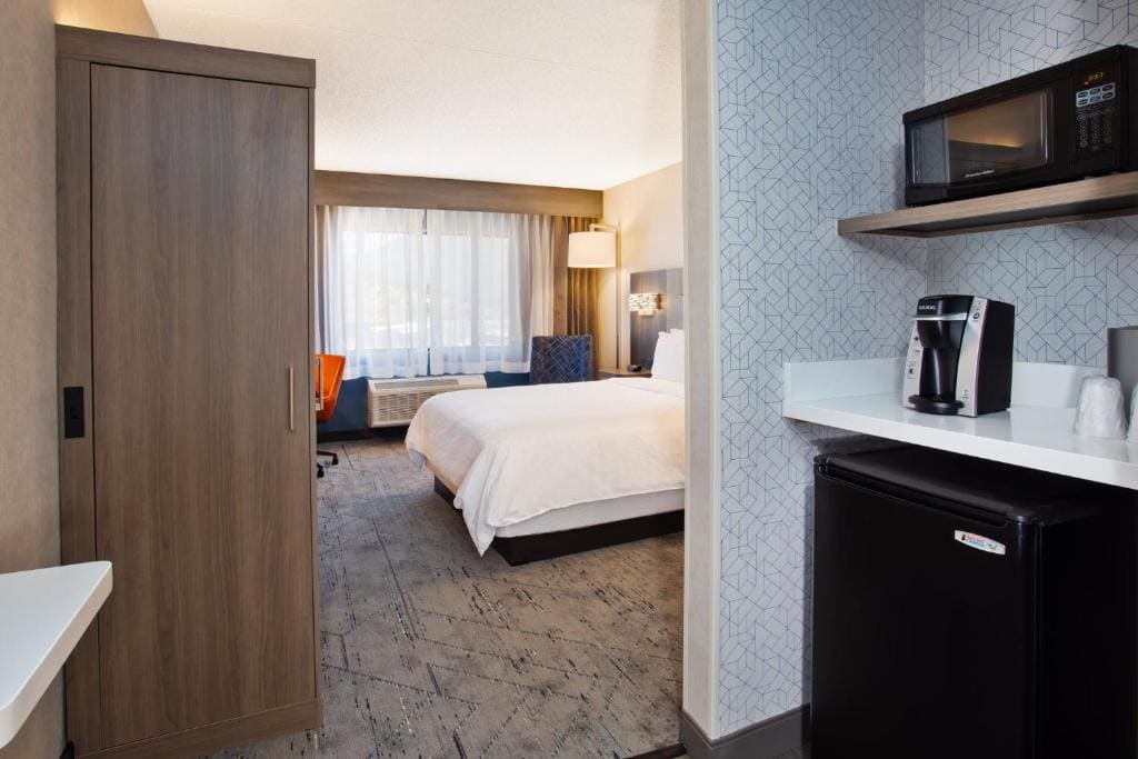 Standard King Room room - Image 1
