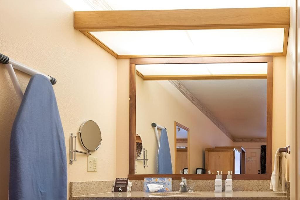 Queen Room - Disability Access room - Image 2