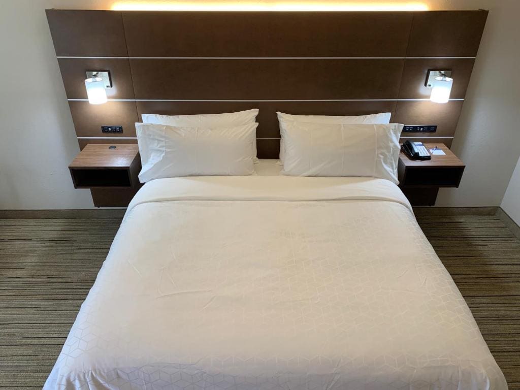 Standard King Room room - Image 2