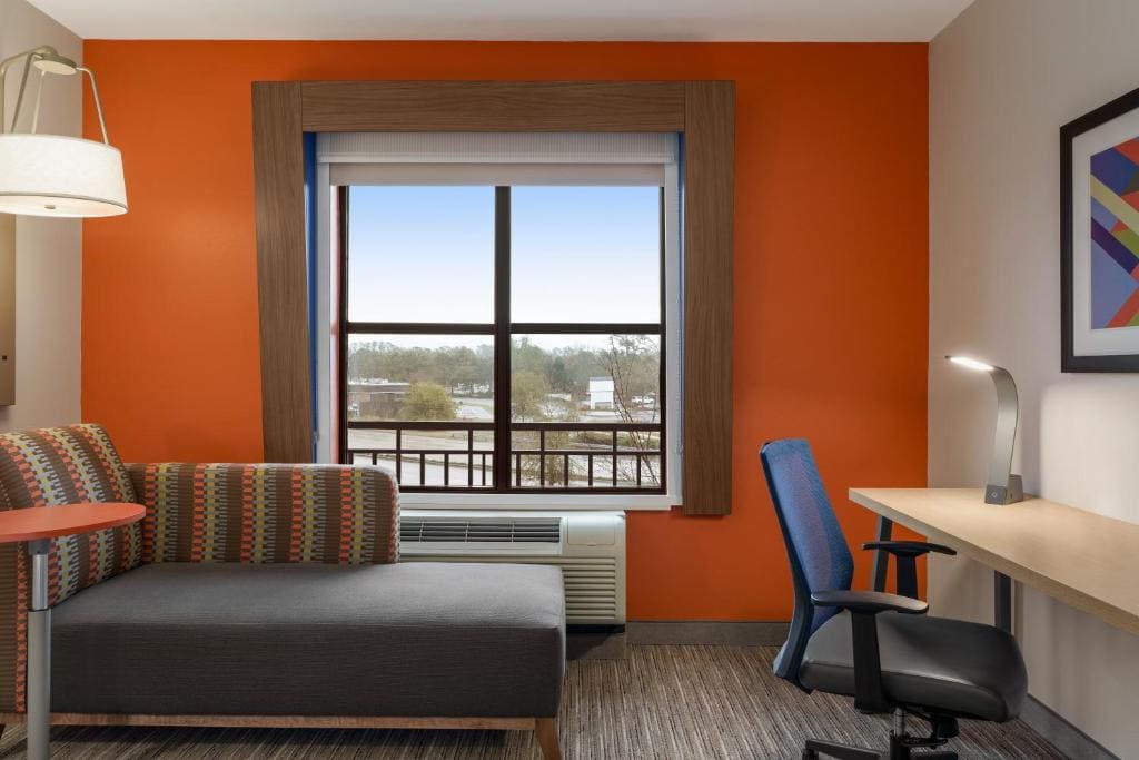 Standard King Room with Extra Space room - Image 2
