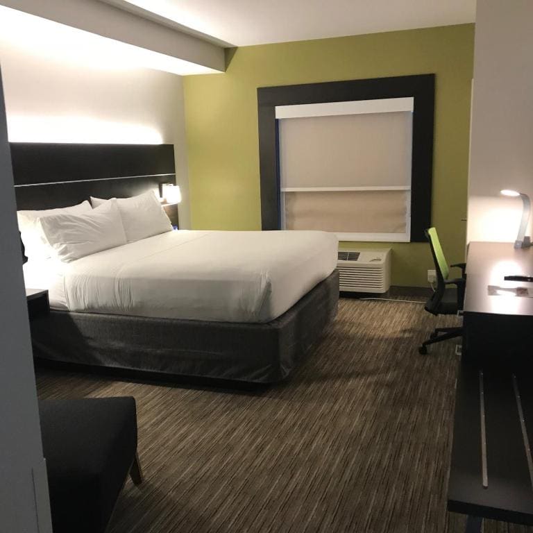 Standard King Room room - Image 2