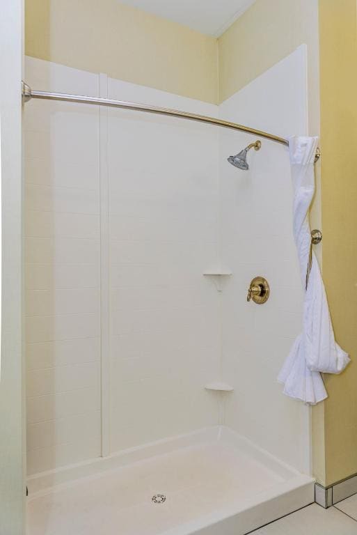 Standard King Room with Extra Floor Space room - Image 3