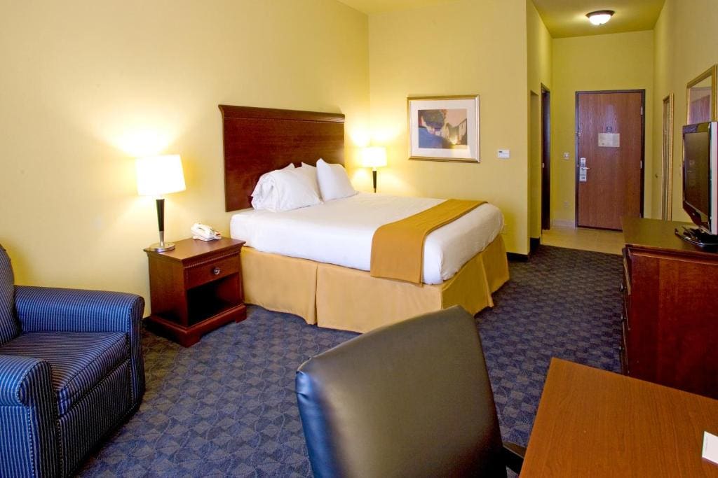 Standard King Room room - Image 1