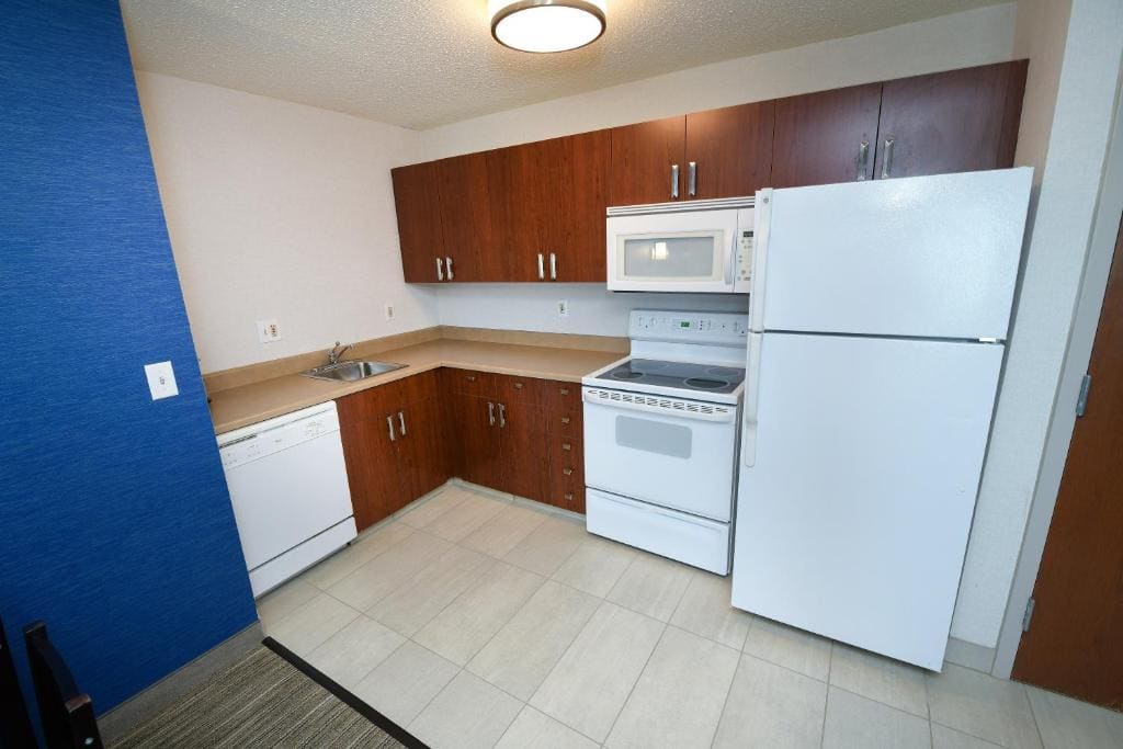 One-Bedroom Suite with Sofa Bed room - Image 1