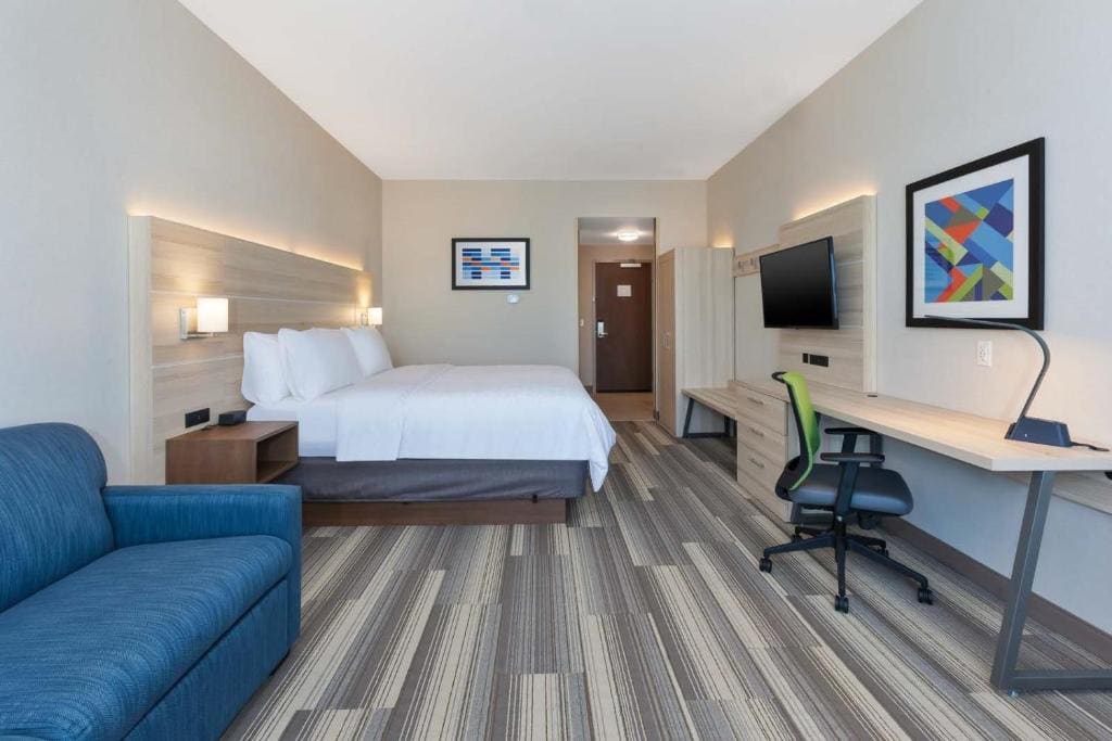 King Room - Mobility Access/Hearing Accessible room - Image 1